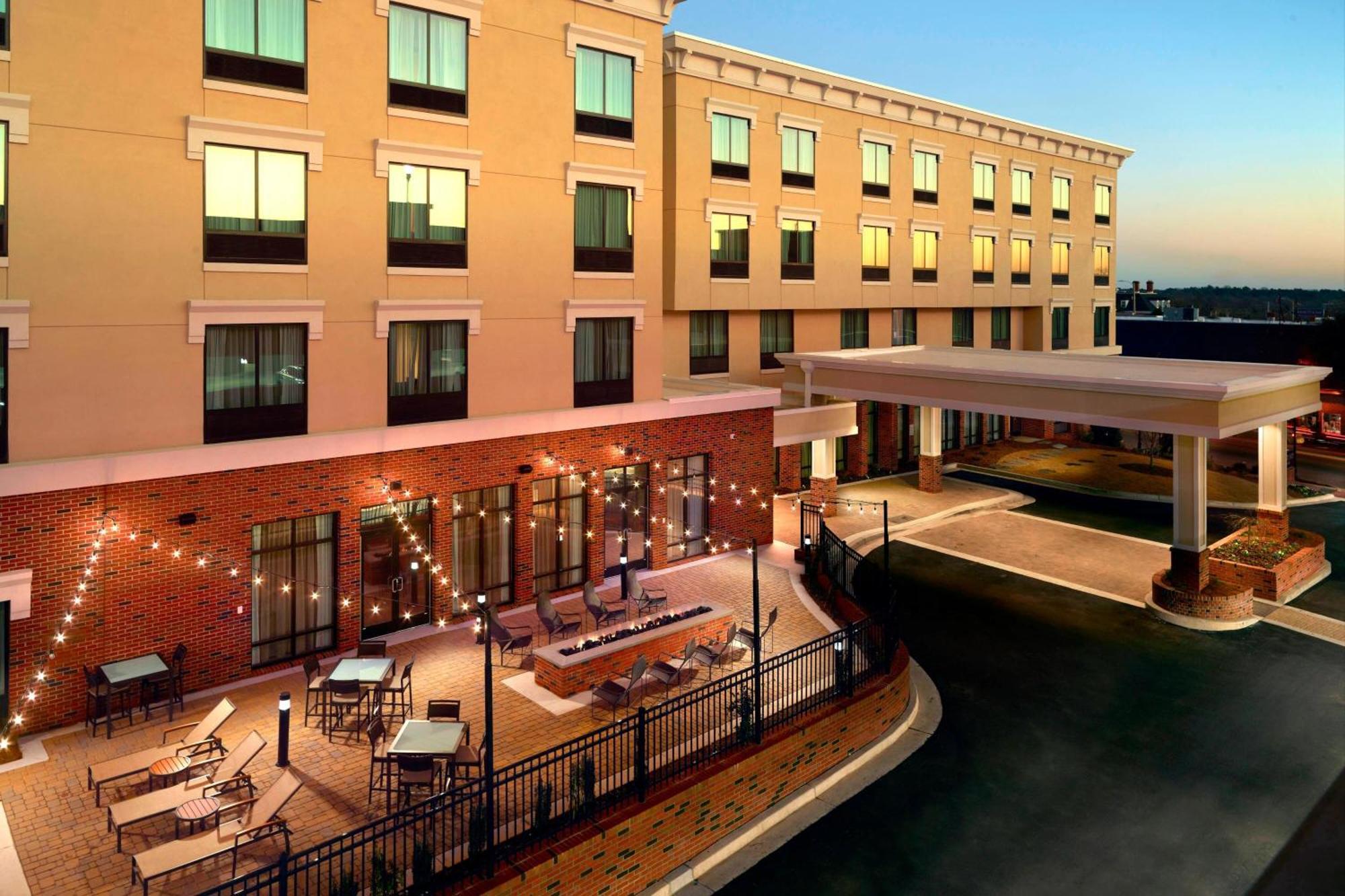 Courtyard By Marriott Lagrange LaGrange Exterior foto
